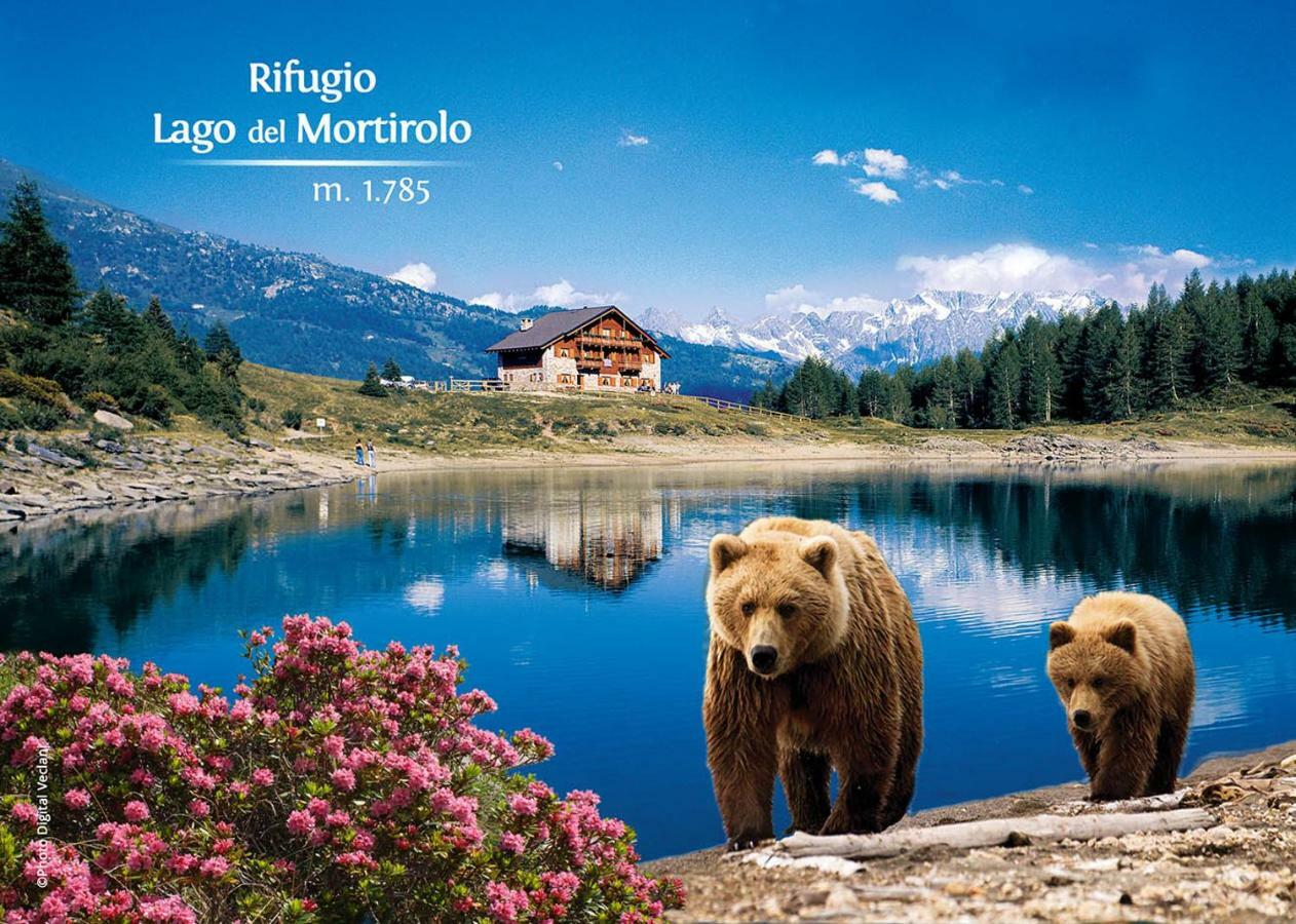 Rifugio Al Lago Del Mortirolo In Inverno Raggiungibile Solo A Piedi Monno Buitenkant foto